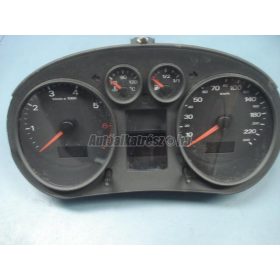 AUDI A2 - 2003 - kilométer óra