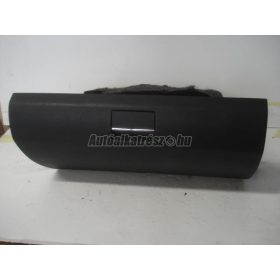 MERCEDES-BENZ A-OSZTÁLY - 2008 - kesztyűtartó