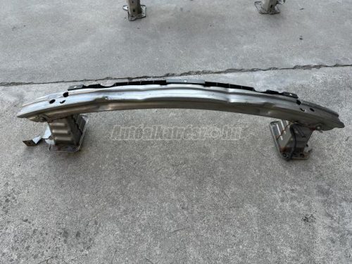 lökhárító merevítő