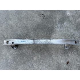 lökhárító merevítő