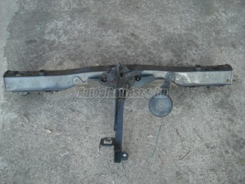TOYOTA COROLLA VERSO - 2006 - zárhíd