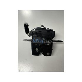 csomagtér ajtó zárszerkezet