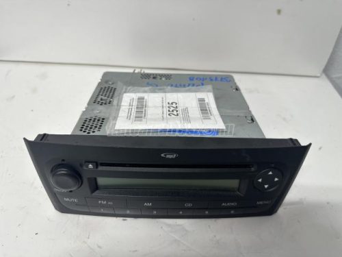 FIAT GRANDE PUNTO - 2010 - 28262045 - cd rádió