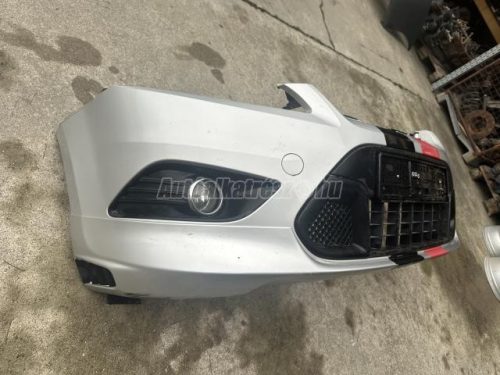 FORD FOCUS - 2012 - lökhárító