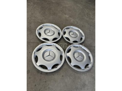 MERCEDES-BENZ  dísztárcsa