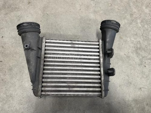 VOLKSWAGEN PASSAT V - 2004 - 3B0145806 - intercooler hűtő