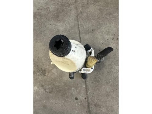 kormányszervó szivattyú