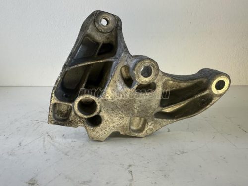 VOLKSWAGEN CADDY - 2008 - 1K0199117AP - váltó tartóbak