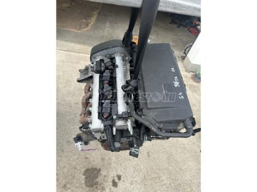 VOLKSWAGEN GOLF IV - 2004 - BCA - benzin motor