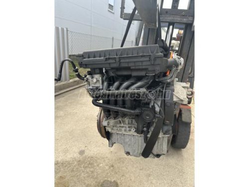 VOLKSWAGEN GOLF IV - 2004 - BCA - benzin motor