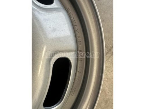 IVECO DAILY - Gyári acélfelni 16x5,5