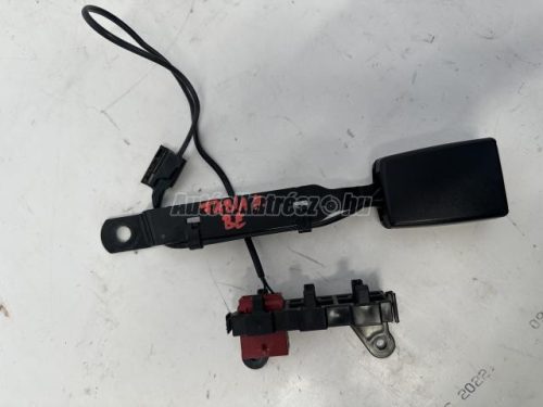 biztonsági öv csat