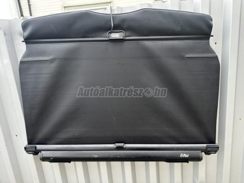 csomagtér roló