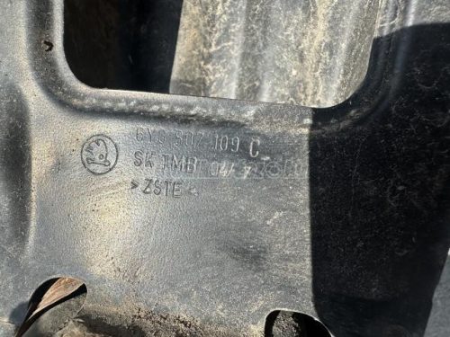 lökhárító merevítő