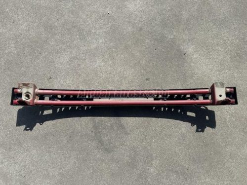 lökhárító merevítő