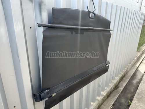 csomagtér roló