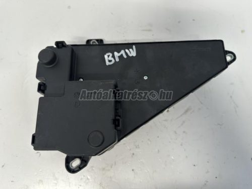 BMW 5-ÖS SOROZAT - 2008 - 690661805 - biztosítéktábla