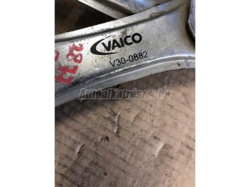 MERCEDES-BENZ E-OSZTÁLY - 1998 - V300882, 0130821670 - ablakemelő