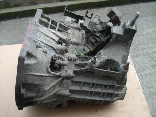FORD FOCUS - XS4R 7002 HA - váltó